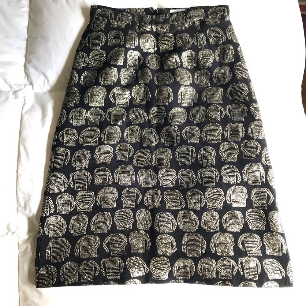 (PM) Petite Medium Gold Metallic Sam & Lavi A-line skirt shirt design